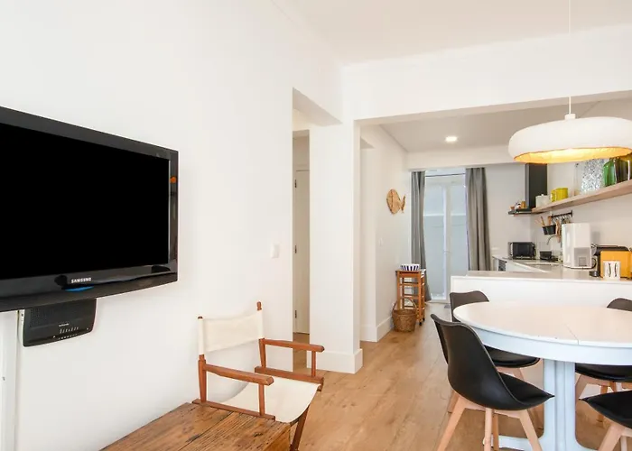 Appartement 2bdr Coastal Escape By Lovelystay Ericeira