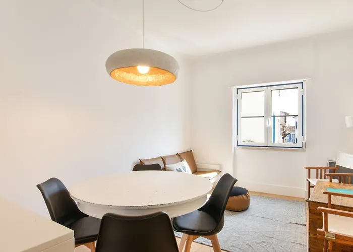2bdr Coastal Escape By Lovelystay Ericeira